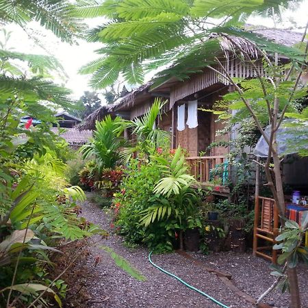 Ngwe Saung Garden Guest House Ngwesaung Exterior foto